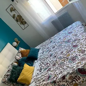 Petit appartement de 50 m2 entièrement rénové Appartement Avignon